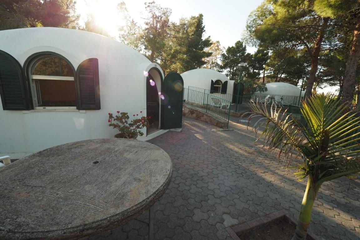 Camping & Village Rais Gerbi Pollina Bagian luar foto